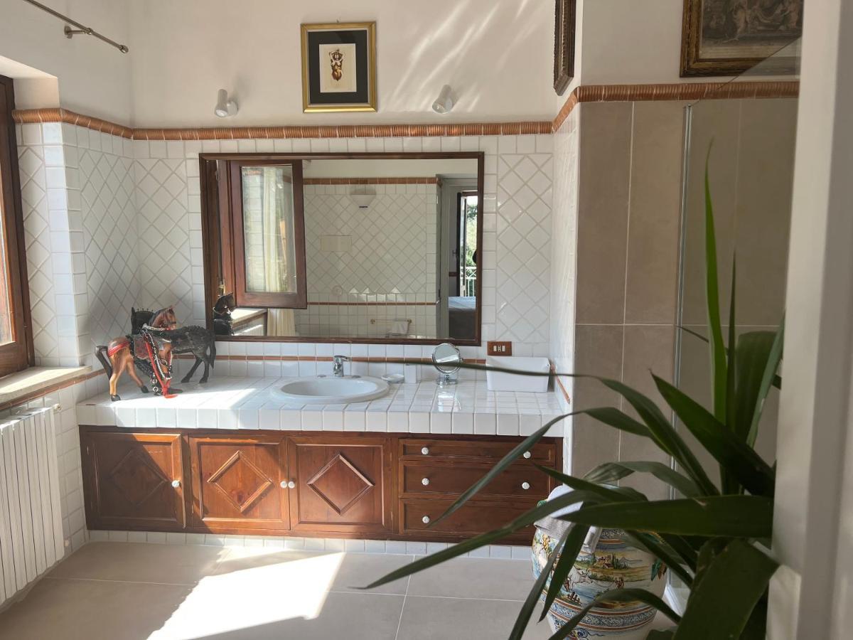 Domus Orestea Luxury Suites Παλέρμο Εξωτερικό φωτογραφία