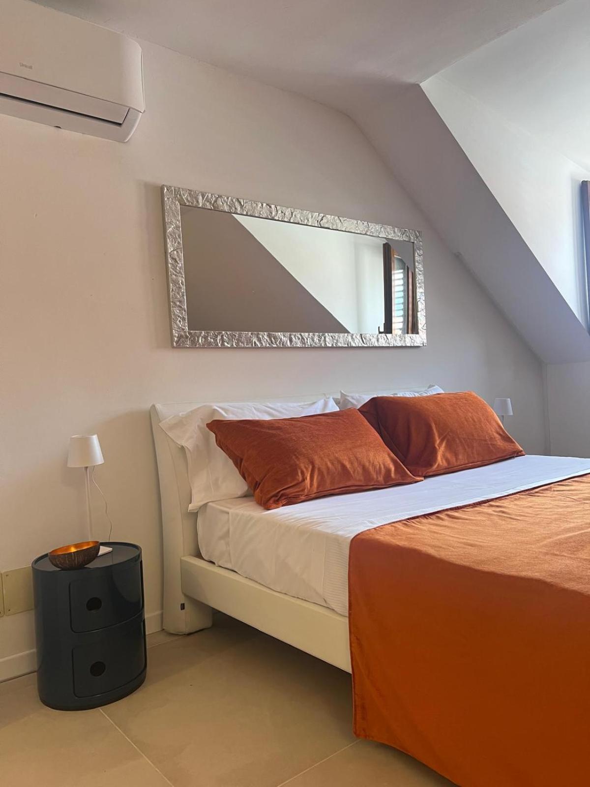 Domus Orestea Luxury Suites Παλέρμο Εξωτερικό φωτογραφία